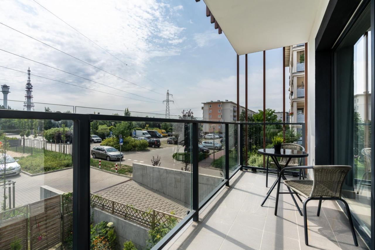 Modern Apartment With Balcony & Free Garage Poznan By Noclegi Renters Экстерьер фото